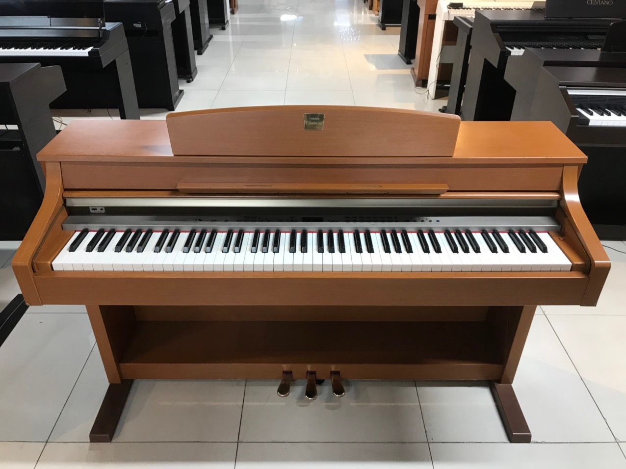 Đàn Piano Điện Yamaha CLP-330C - Light Cherry – Piano BT