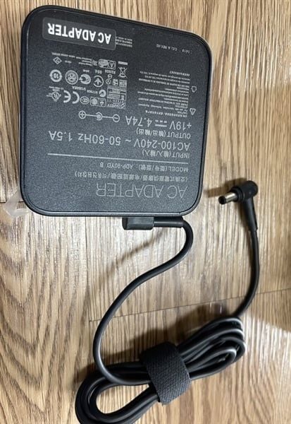 Sạc Laptop ASUS 19V-4.74A (90W) Zin - (Vuông, Kim lớn)
