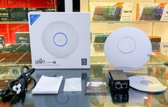 Thiết bị thu phát vô tuyến Unifi AP AC LR