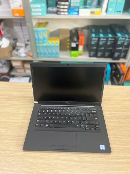 Laptop cũ Dell 7490 ( Core I5 8250U, 16GB, 256GB, LCD 14 ich FHD, 1.36 ký )__