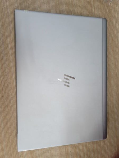 Laptop cũ HP Elitebook 840 G5 (CPU i5-8250U, Ram 8GB, SSD 256GB, 14 inch / màu bạc)