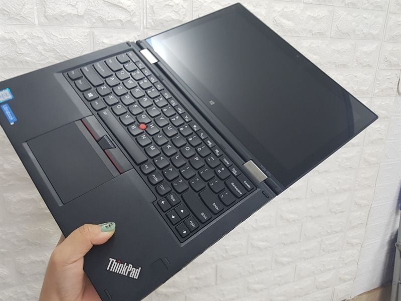 Laptop cũ Lenovo ThinkPad Yoga 260 (I5 6200, Ram 8Gb, Ssd 512Gb, Lcd cảm ứng 12.5 , 1.2 ký ,Pin gần 5H )