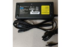 Adapter 12V - 10A Zin