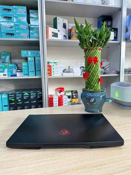 Laptop cũ MSI Gaming GF63 Thin 10SC i7 10750H/8GB/512GB/4GB GTX1650