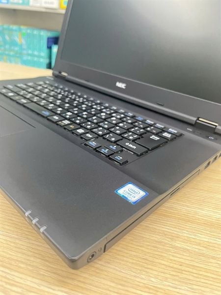 Laptop Nec cũ ( CPU I5 thế hệ 8, Ram 8GB, SSD 256GB, LCD 15.6, Pin trên 3H)