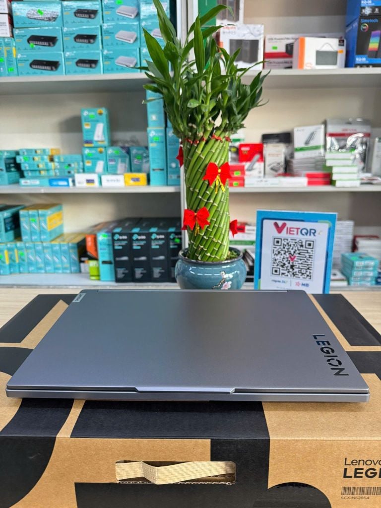 Laptop Gaming Lenovo Legion 5 Y7000P Irx9 (83Dgg0002Cd) (Core i7-14650HX, 16GB DDR5, 1TB Nvme, RTX 4060 8GB, 16'' 2K+ 165Hz, 80Wh, Win 11, Xám)