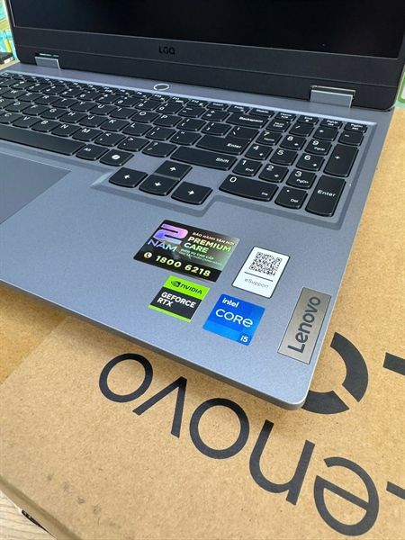 Máy tính xách tay LENOVO LOQ 15IAX9-83GS001QVN i5-12450HX ( 19-2-2025 )