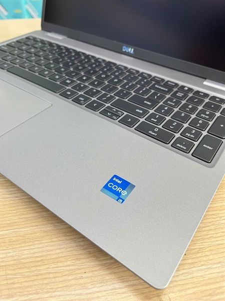 Laptop cũ Dell Latitude 5520 (i5-1145G7, Ram 8GB ,SSD 256GB, LCD 15.6