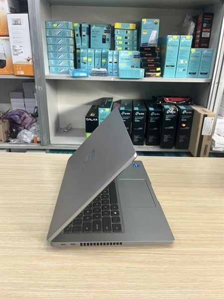 Laptop Dell Latitude 5420 cũ ( I5 thế hệ 1145G7, Ram 8GB, SSD 256GB, LCD 14 FHD , Pin 4h, 1.4 ký)