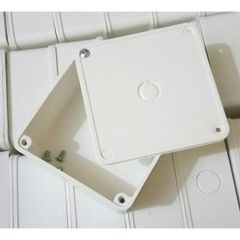 Hộp nhựa 11*11 camera