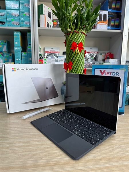 Máy tính bảng Surface Go 1 ( Pentium , Ram 4Gb,Ssd 128Gb , Pin gần 3H ) Tặng Chuột + Bút