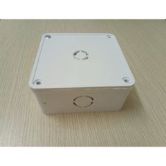 Hộp nhựa 15*15.6 camera