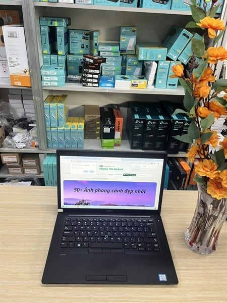 Laptop cũ Dell Latitude 7480 ( Core I5 6300U, 8GB, 256GB, LCD 14 ich FHD, 1.36 ký )