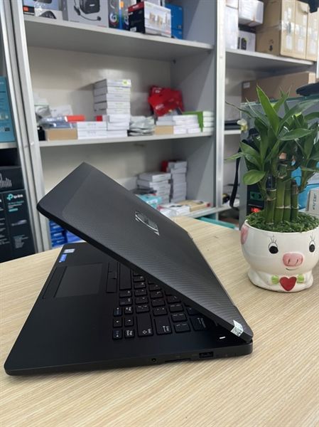 Laptop cũ Dell 7470 Core i5 6200, 8GB, 256GB, LCD 14Inch Cảm ứng 2K