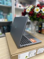Máy tính xách tay Dell Inspiron 15 3530 (i3-1305U, 8GB, 512GB SSD, 15.6