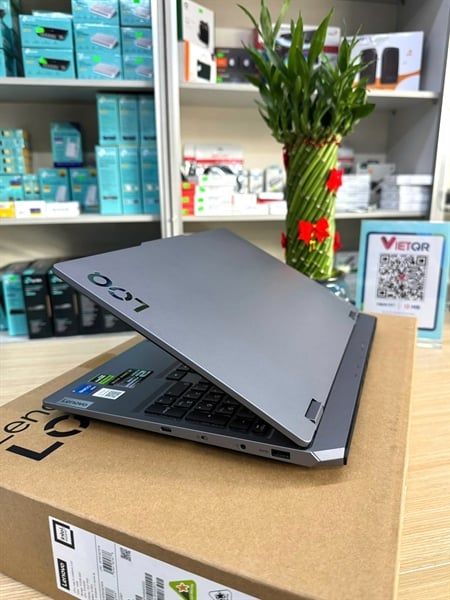 Máy tính xách tay LENOVO LOQ 15IAX9-83GS001QVN i5-12450HX ( 19-2-2025 )