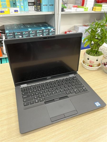 Laptop Latitude Dell 5400 CPU Core I5 8365U, RAM 8GB, SSD 256GB, LCD 14 Inch Cảm ứng