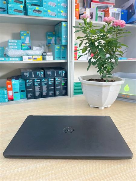 Laptop cũ Dell 7470 ( CPU I5 6300 , Ram 8GB, SSD 256GB, LCD 14.0)__