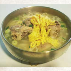 뼈 칼국수