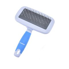 GROOMING BRUSH