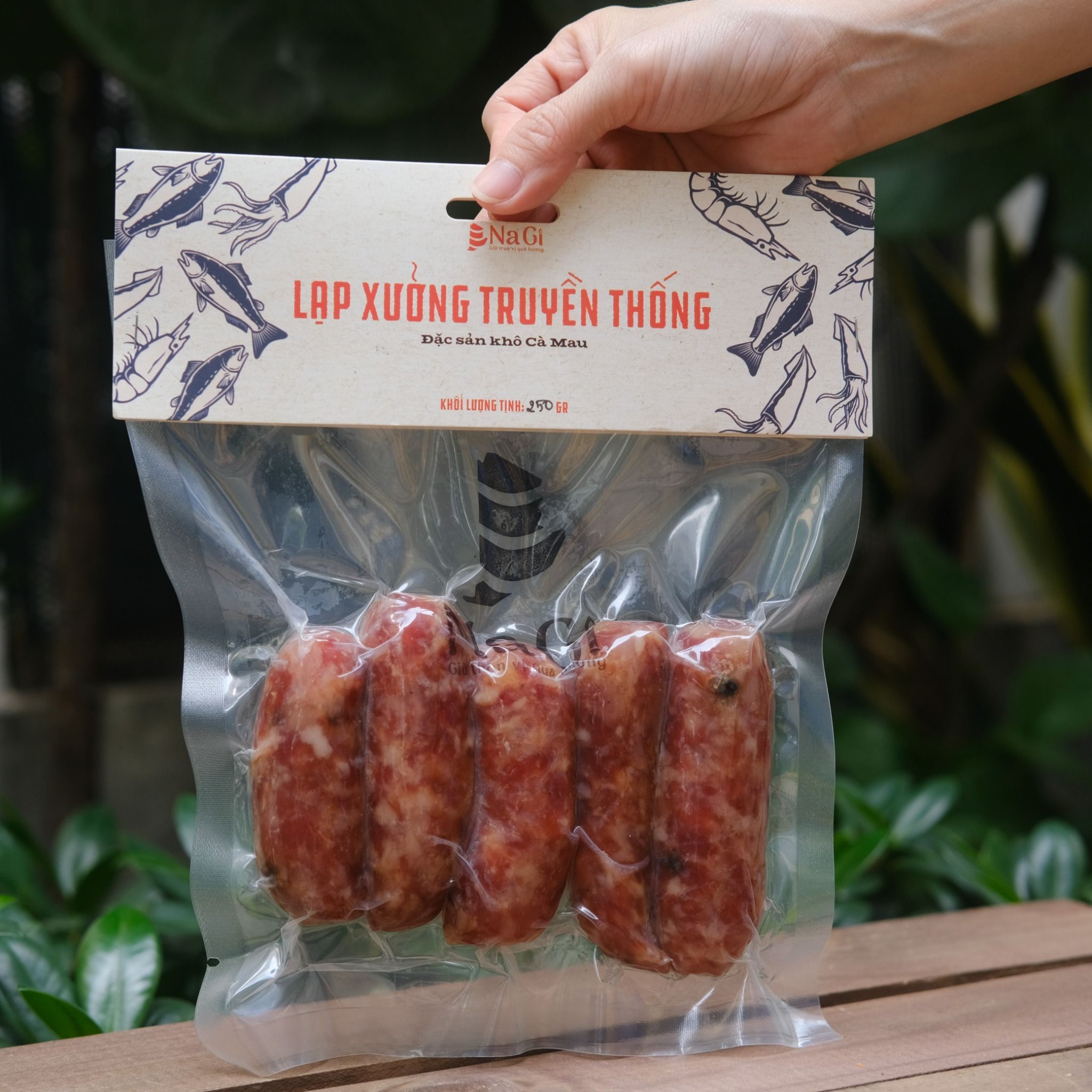 Lạp xưởng truyền thống