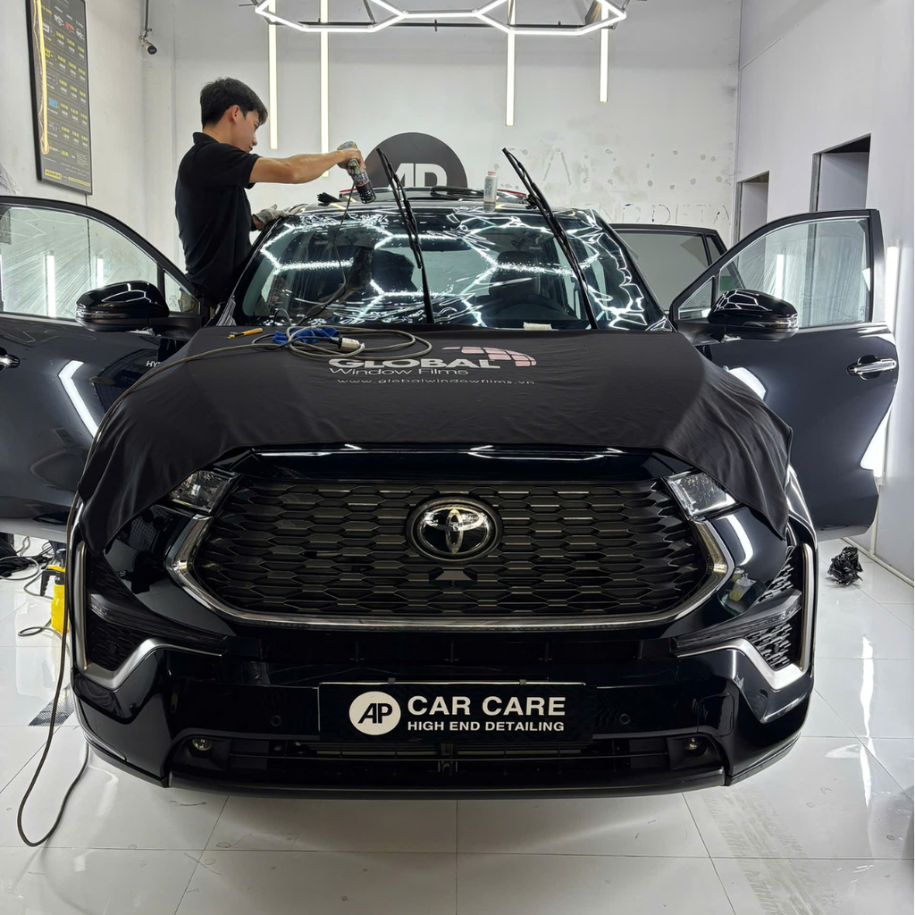 Dán phim cách nhiệt ô tô Global