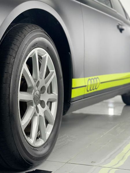 Dịch vụ dán wrap xe ô tô - BH dài hạn