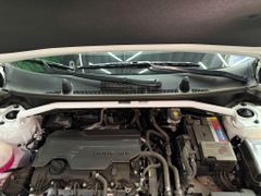Thanh giằng ô tô Ultra Racing cho Kia Sportage