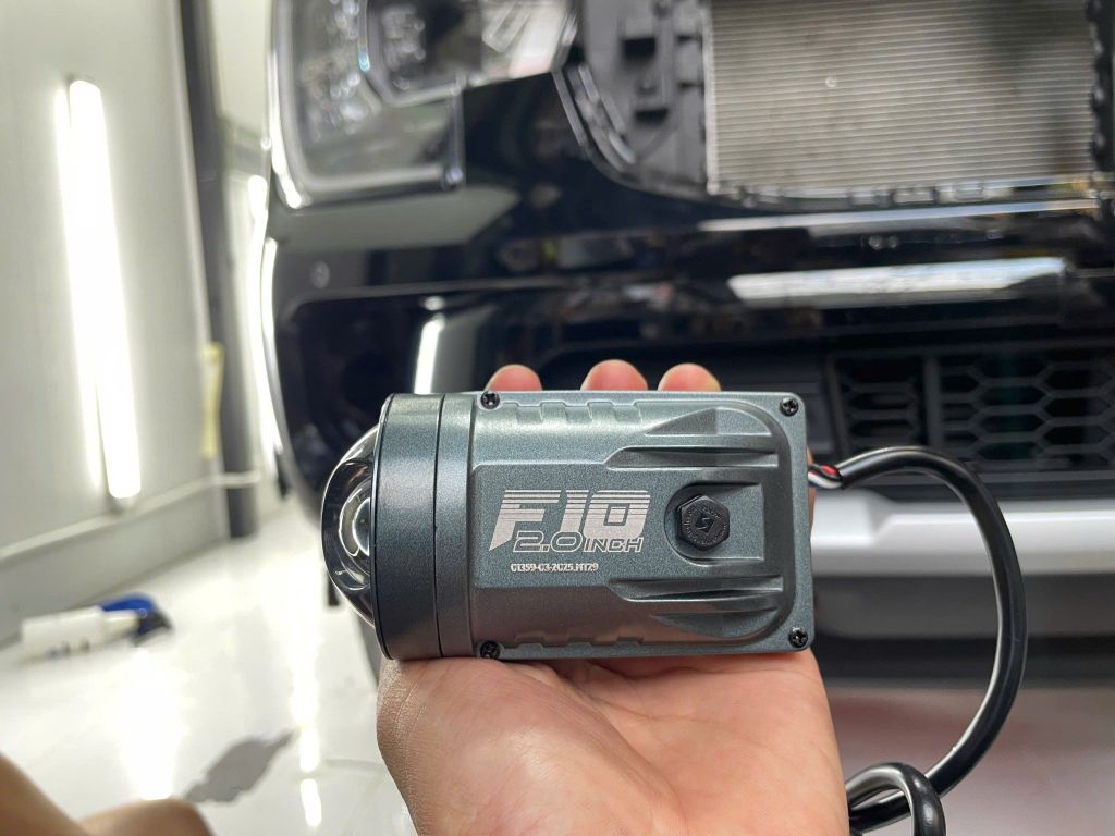Bi gầm X-Light F10 2.0 inch 2024
