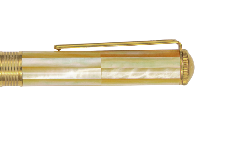 Champion Wave - Bút Ký Ngọc Trai Vàng Bắc Úc - Mạ Titanium Gold