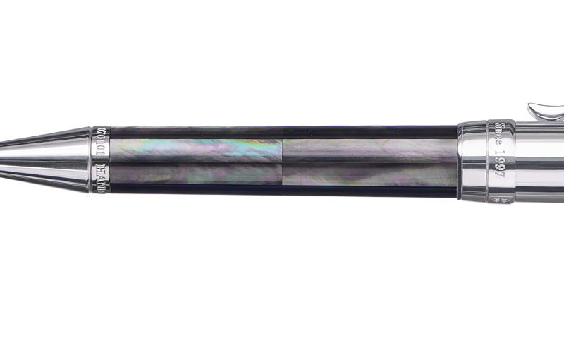 BLU-1997 - Ballpoint Pen - Tahiti Black Pearl - White Gold Plated