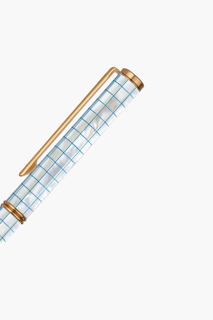 Inspired - Bút Ký Ngọc Trai Trắng Bắc Úc - Sọc Caro Xanh - Mạ Titanium Gold