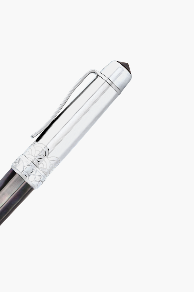 Ta Thanh Thien - Thuy - Tahiti Black Pearl - White Gold Plated