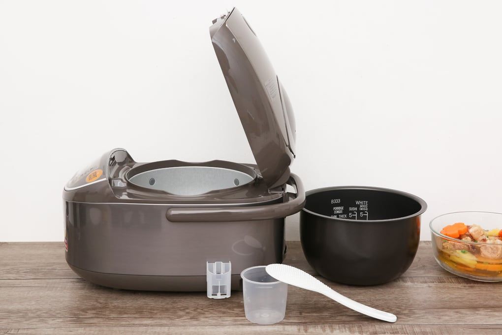 Nồi cơm điện tử Zojirushi 1 lít NS-YSQ10-XJ