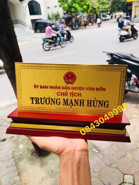  Biển Chức Danh Mạ Vàng 