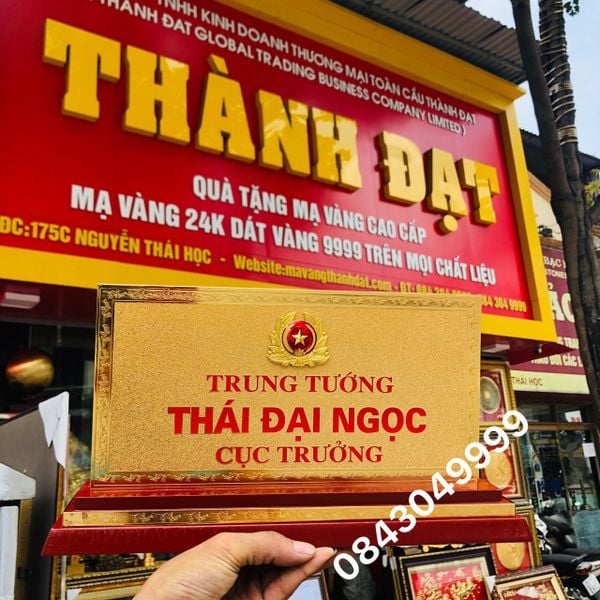  Biển Chức Danh Mạ Vàng 06 