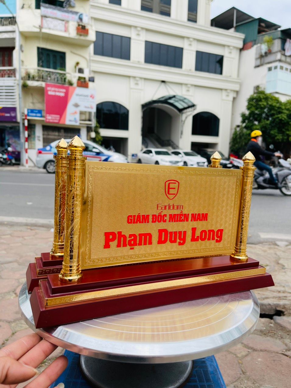  Biển Chức Danh Tổng Giám Đốc Mạ Vàng 