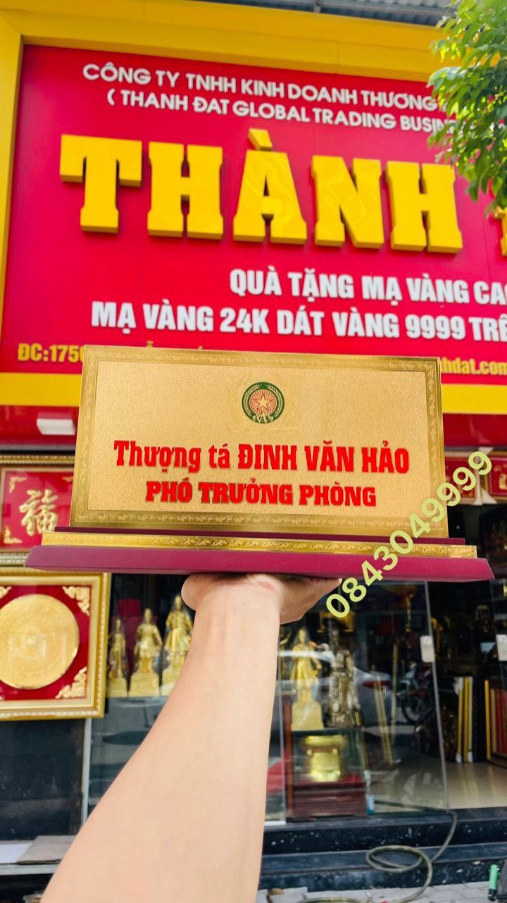  Biển Chức Danh Mạ Vàng Cao Cấp 