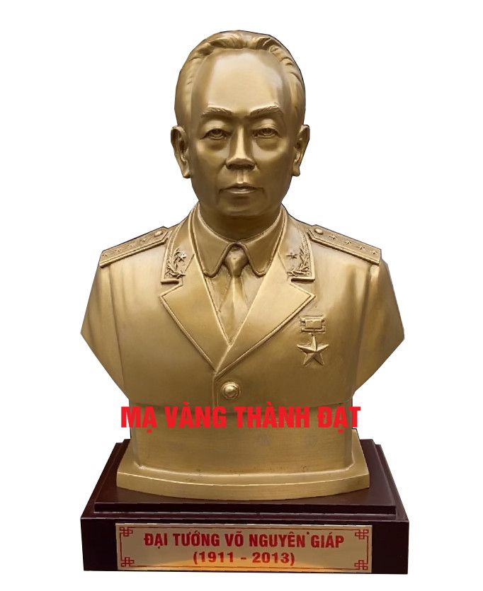  Tượng Võ Nguyên Giáp cao 30cm 