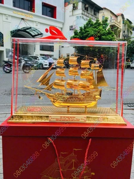  THUYỀN BUỒM MẠ VÀNG S44 ĐẾ ĐỒNG 