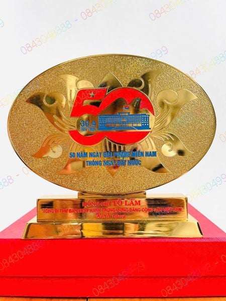  QUÀ TẶNG MẠ VÀNG KỶ NIỆM 50 NĂM GIẢI PHÓNG MIỀN NAM 