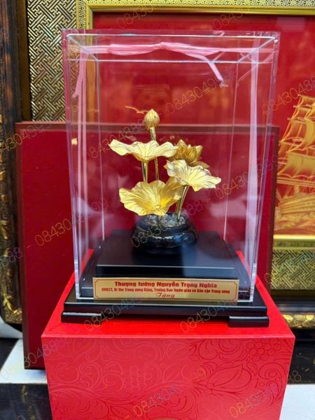  Hoa Sen Mạ Vàng Cao Cấp 