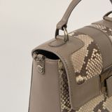  Túi Xách Da Nữ Vân Rắn Ghi 26GV.205 