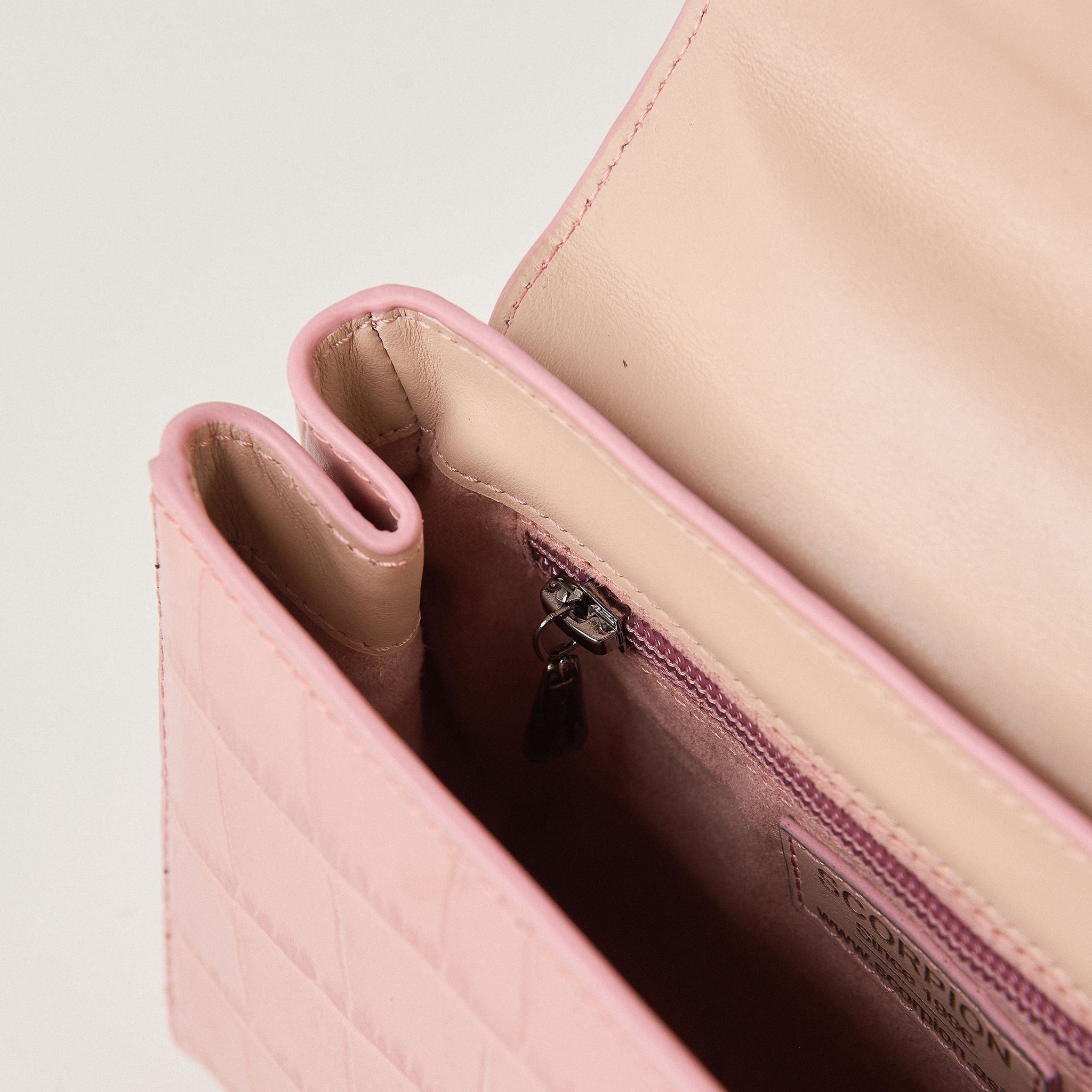  Túi Xách Nữ Da Vân Hồng 26H.52 