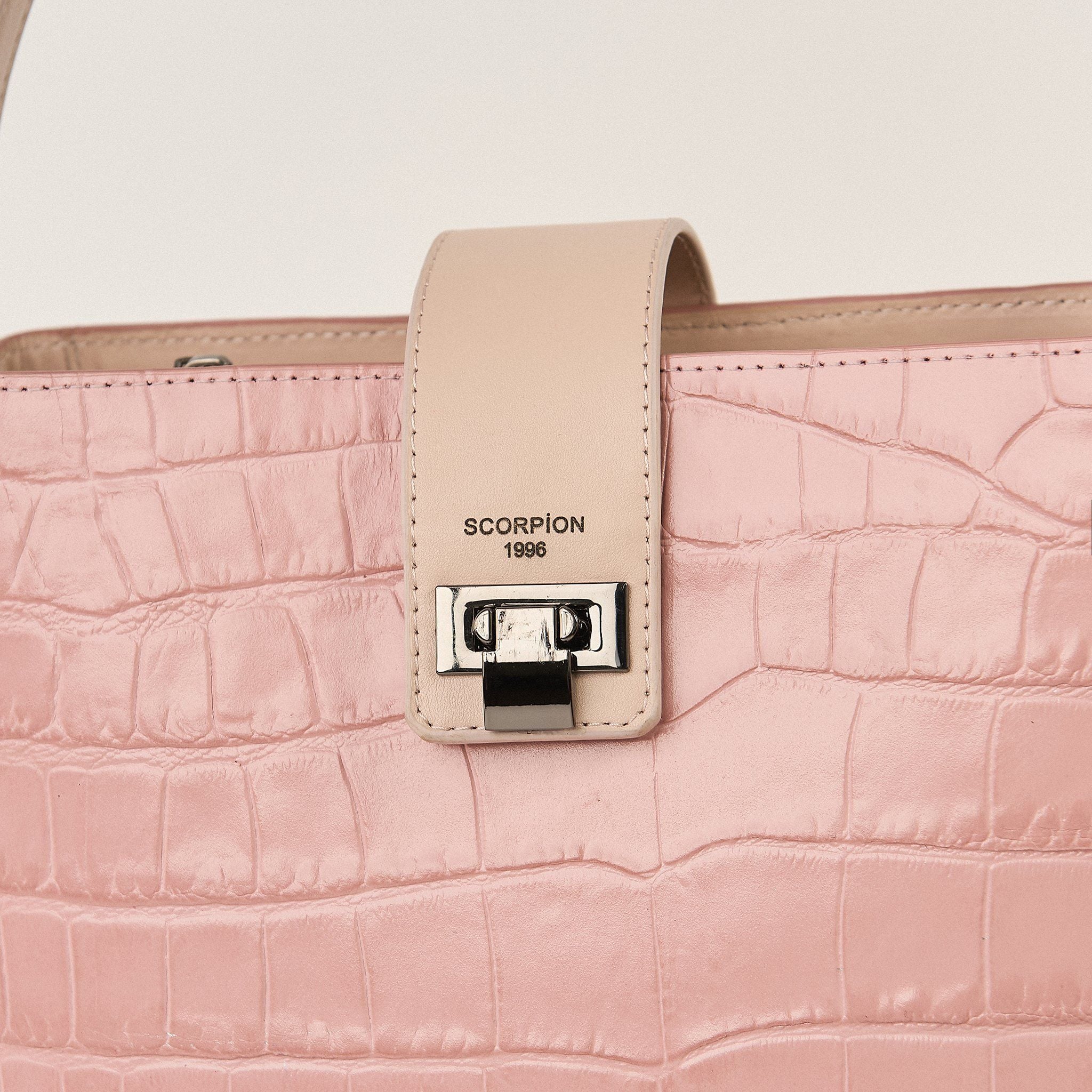  Túi Xách Nữ Da Vân Hồng 26H.46 