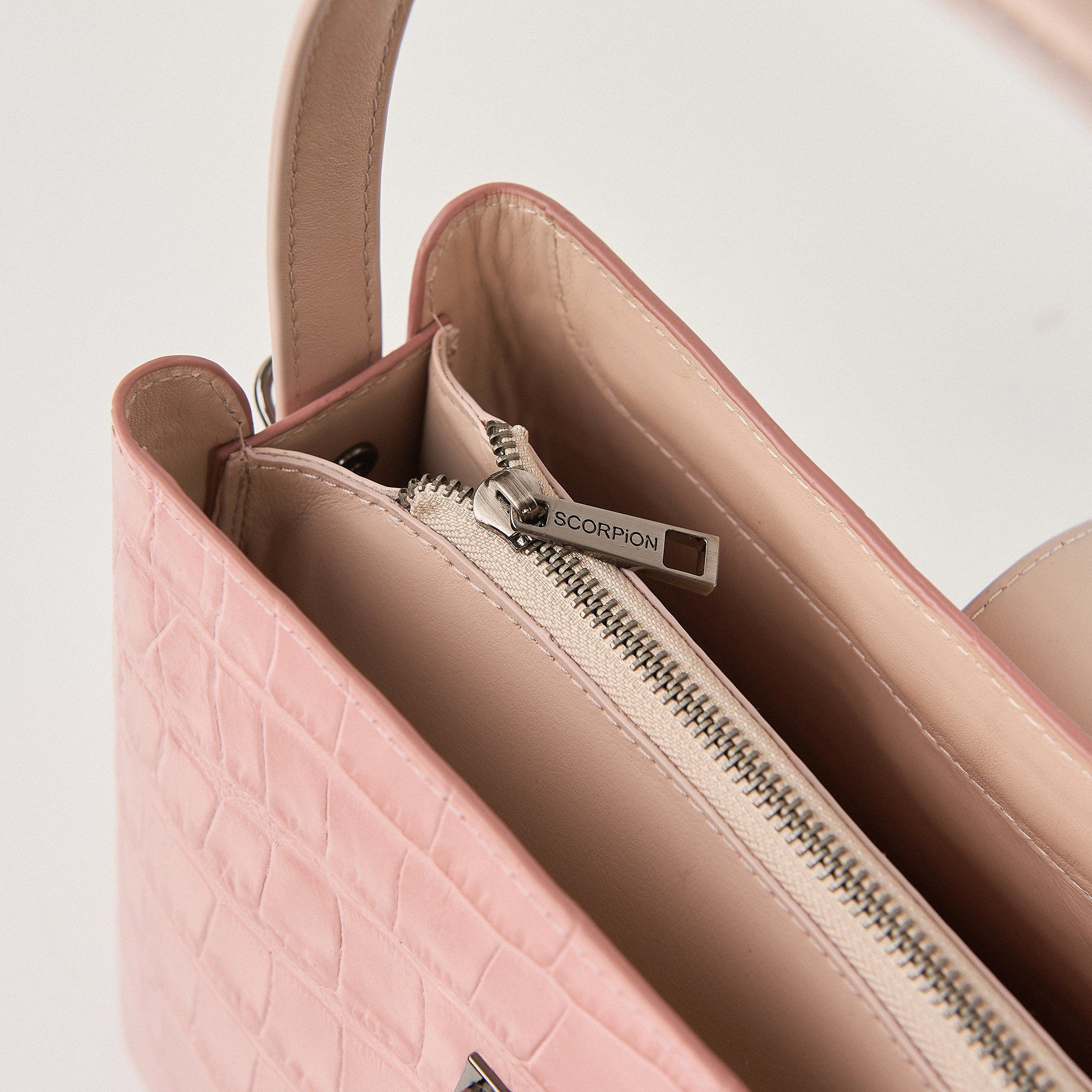  Túi Xách Nữ Da Vân Hồng 26H.46 