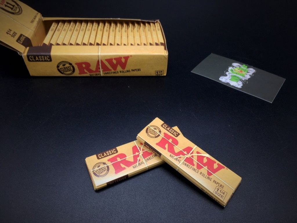 Giấy Raw Slim 1/4