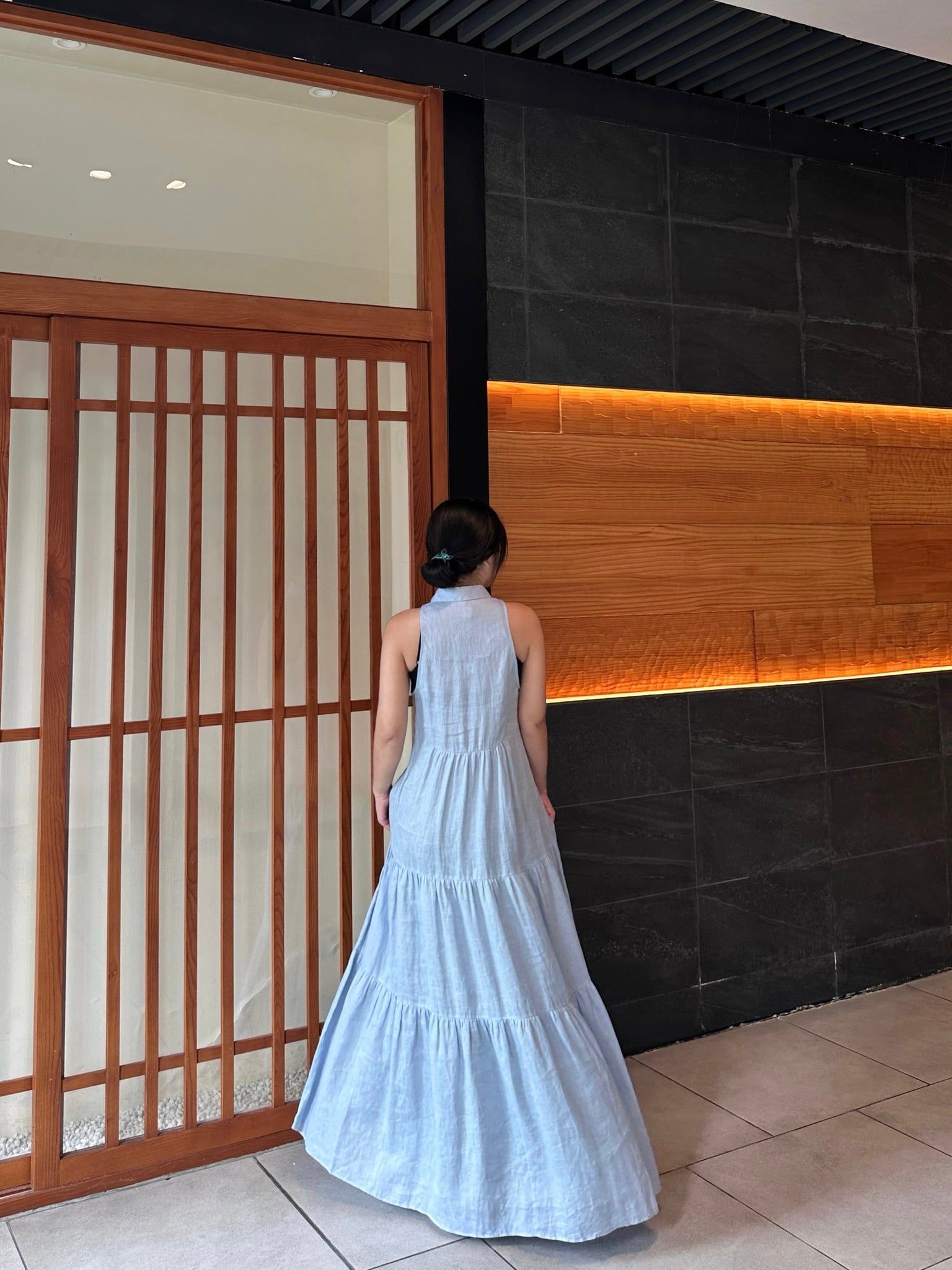  Đầm dài Linen sát nách nhún eo 