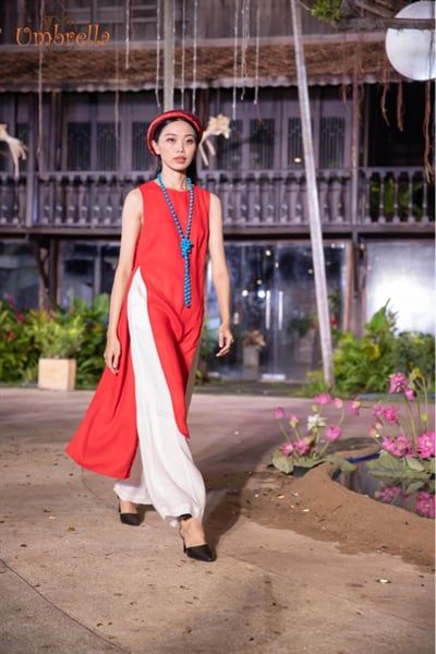  Áo dài Linen xẻ 2 vạt 