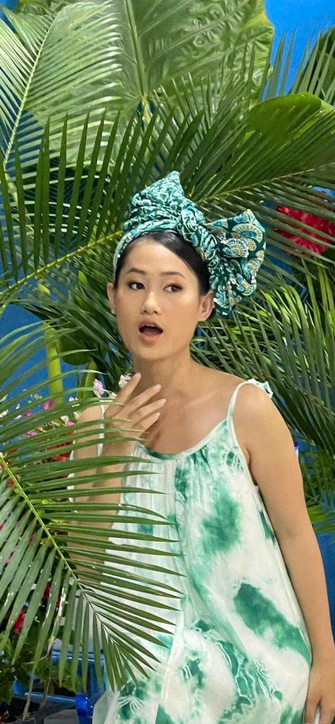  Đầm dài suông tơ loang 